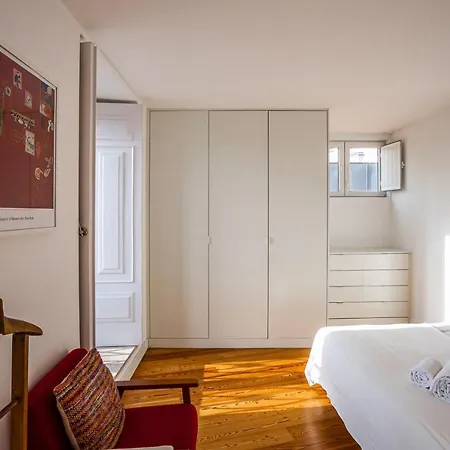 Appartamento Design And Charming Tailor Made Duplex In Bica