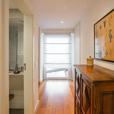 Design And Charming Tailor Made Duplex In Bica Apartamento Lisboa